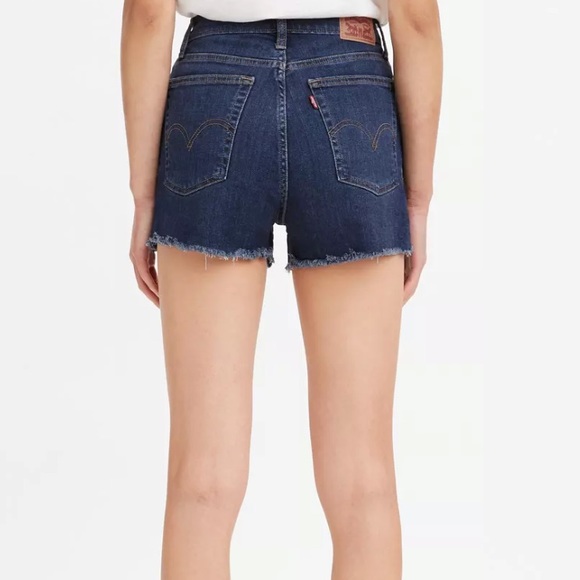 LEVI’S Women’s Size 28 High Rise Shorts Dark Wash - Picture 12 of 12